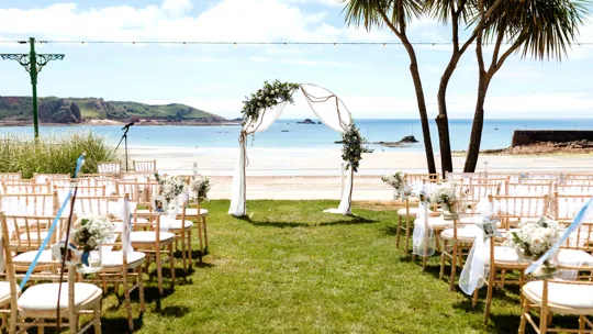 Outdoor weddings in Jersey